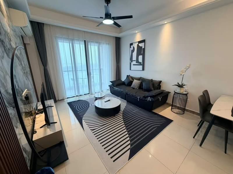 Kondominium untuk Dijual di R&F Princess Cove Phase 2-Seine Region - Eugene Tay - Living Room - PropertyGuru.com.my