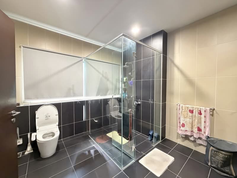 Rumah Berkembar untuk Dijual di Jade Hills (Kajang) - Kris Tan - Bathroom - PropertyGuru.com.my