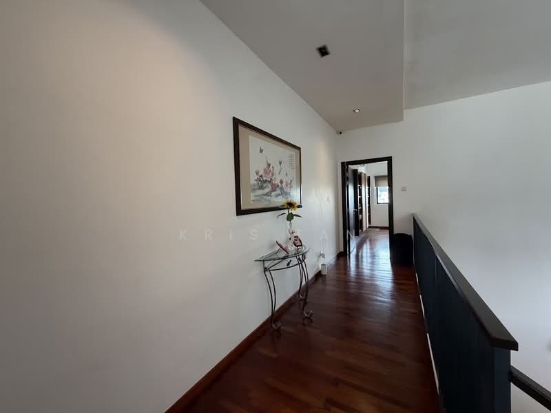Rumah Berkembar untuk Dijual di Jade Hills (Kajang) - Kris Tan - Corridor - PropertyGuru.com.my