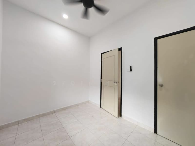 Rumah Teres 2-Tingkat untuk Dijual di Taman Puteri Wangsa (Ulu Tiram) - Gyden Heng - PropertyGuru.com.my