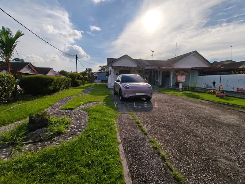 1-storey Terraced House for Sale in Skudai (Johor) - Zoey Lee - Exterior - PropertyGuru.com.my