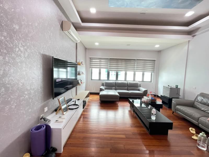 Condominium for Sale at The Veo - Bruce . - PropertyGuru.com.my