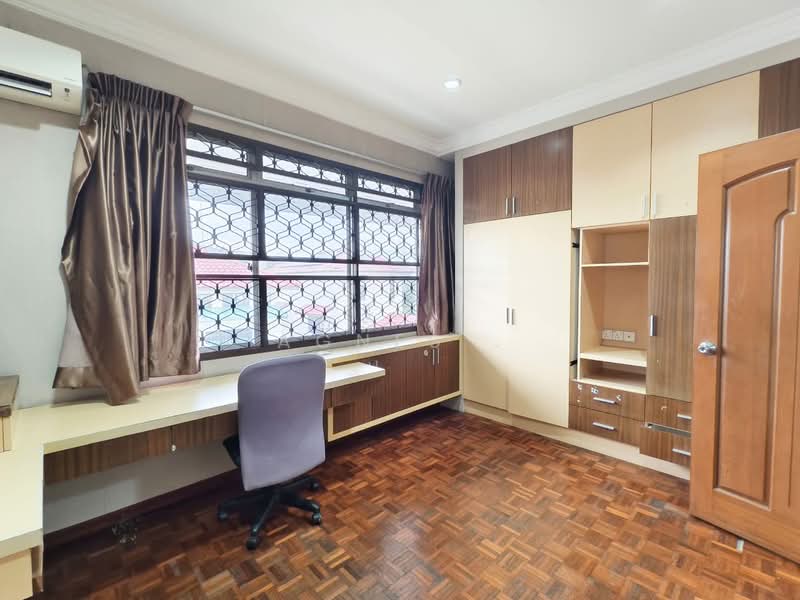 Semi-Detached House for Rent in Taman Pelangi (Johor Bahru) - Agnes . - PropertyGuru.com.my