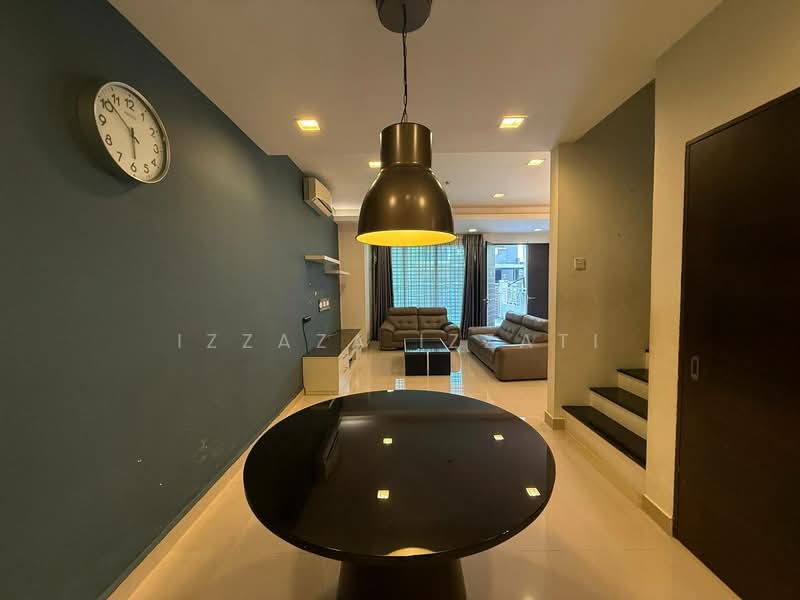 Rumah Teres 2-Tingkat untuk Dijual di Taman Riana Ukay (Ulu Kelang) - Izzaza Izzati - Living Room - PropertyGuru.com.my