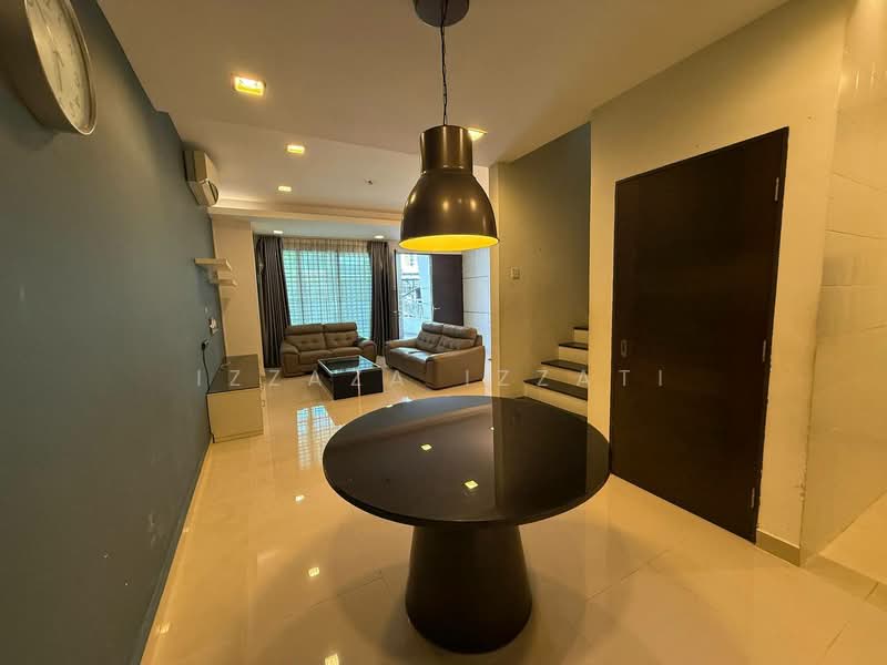 Rumah Teres 2-Tingkat untuk Dijual di Taman Riana Ukay (Ulu Kelang) - Izzaza Izzati - Living Room - PropertyGuru.com.my