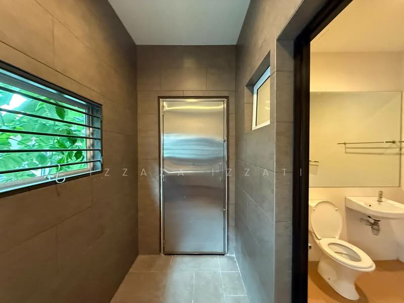 Rumah Teres 2-Tingkat untuk Dijual di Taman Riana Ukay (Ulu Kelang) - Izzaza Izzati - Bathroom - PropertyGuru.com.my