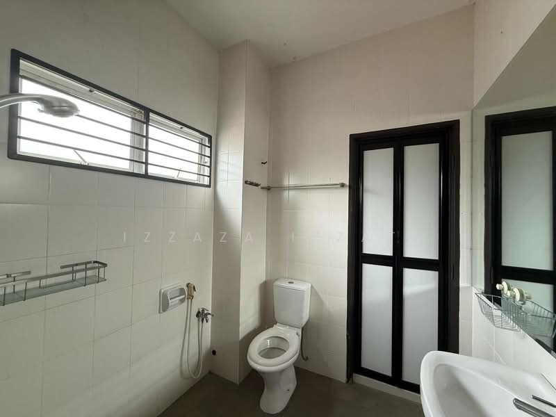 Rumah Teres 2-Tingkat untuk Dijual di Taman Riana Ukay (Ulu Kelang) - Izzaza Izzati - Bathroom - PropertyGuru.com.my