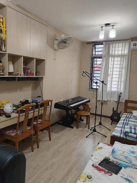 1.5-storey Terraced House for Sale in Taman Molek (Johor Bahru) - Cora Loh - PropertyGuru.com.my
