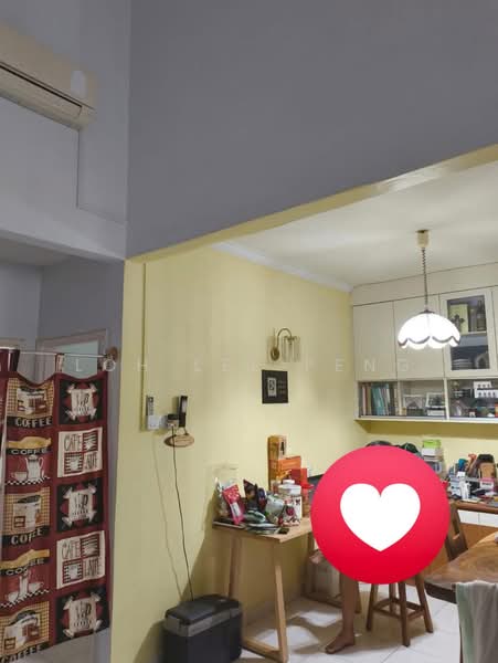 1.5-storey Terraced House for Sale in Taman Molek (Johor Bahru) - Cora Loh - PropertyGuru.com.my