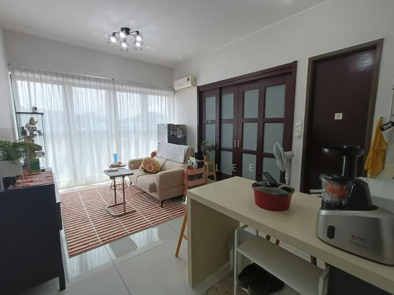 Kondominium untuk Dijual di Amberside @ Country Garden Danga Bay - Zoey Lee - Living Room - PropertyGuru.com.my