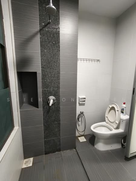 Rumah Teres 2.5-Tingkat untuk Dijual di Bandar Indahpura (Kulai) - Shieh Long Chen - Bathroom - PropertyGuru.com.my