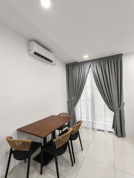 Service Residence for Rent at Vivo Executive Apartment - Sherrin Ooi - Dining Room - PropertyGuru.com.my