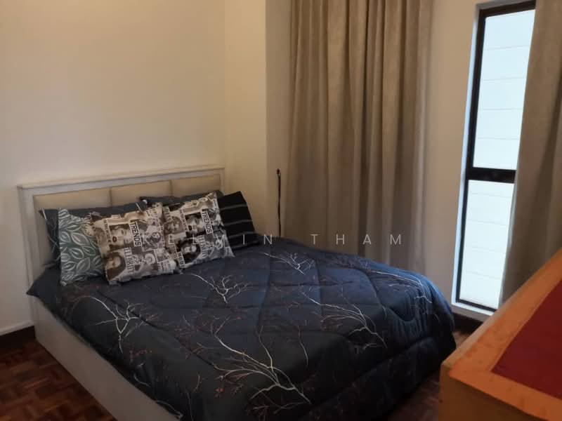 Kondominium untuk Dijual di Desa Villa Condominium - Kelvin Tham - Bedroom - PropertyGuru.com.my