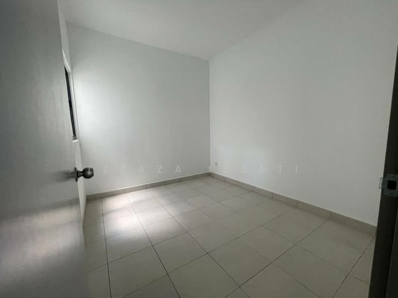 Kediaman Servis untuk Dijual di Flora Residency - Izzaza Izzati - Interior - PropertyGuru.com.my