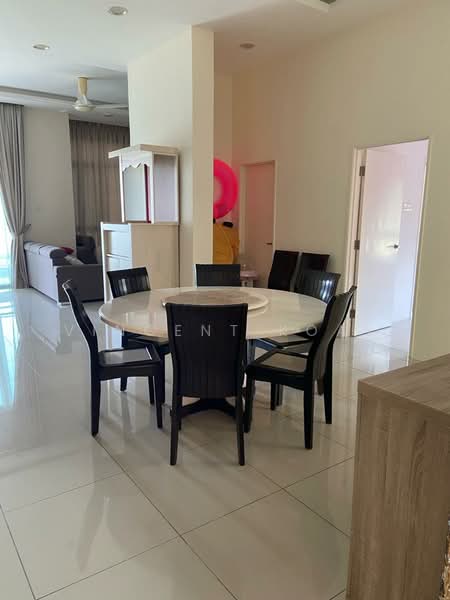 Kondominium untuk Disewa di 10 Island Resort - Vincent Koay - Living Room - PropertyGuru.com.my