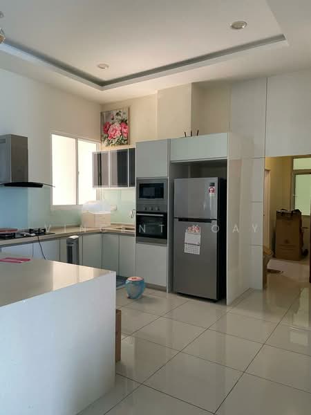 Kondominium untuk Disewa di 10 Island Resort - Vincent Koay - Kitchen - PropertyGuru.com.my