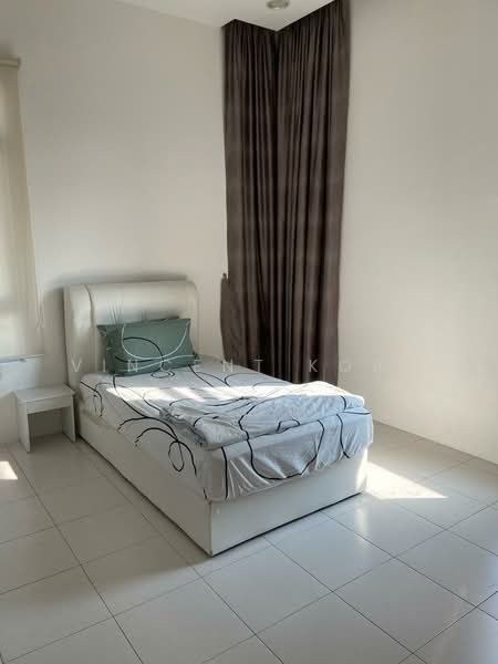 Kondominium untuk Disewa di 10 Island Resort - Vincent Koay - Bedroom - PropertyGuru.com.my