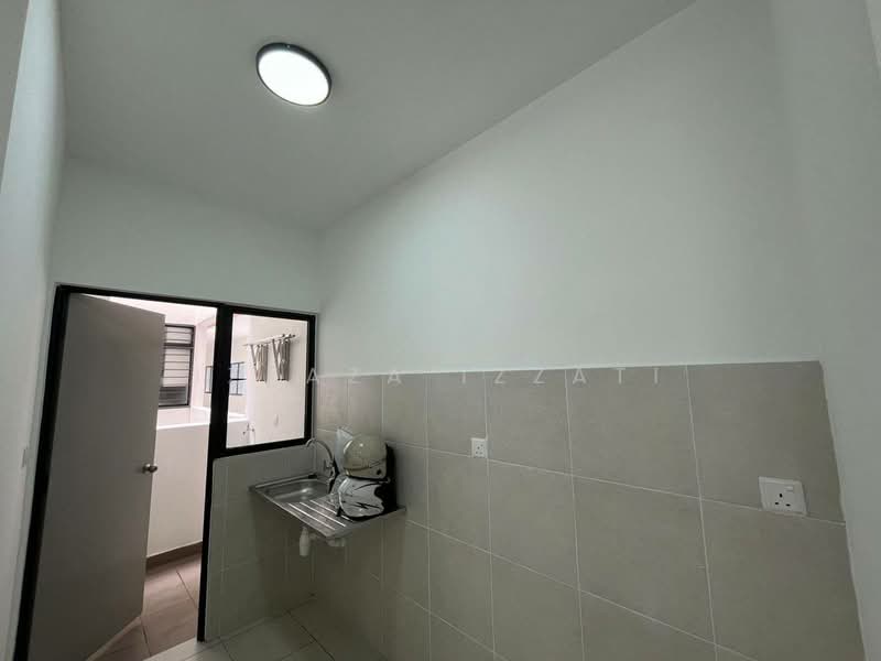 Kediaman Servis untuk Dijual di Flora Residency - Izzaza Izzati - Interior - PropertyGuru.com.my