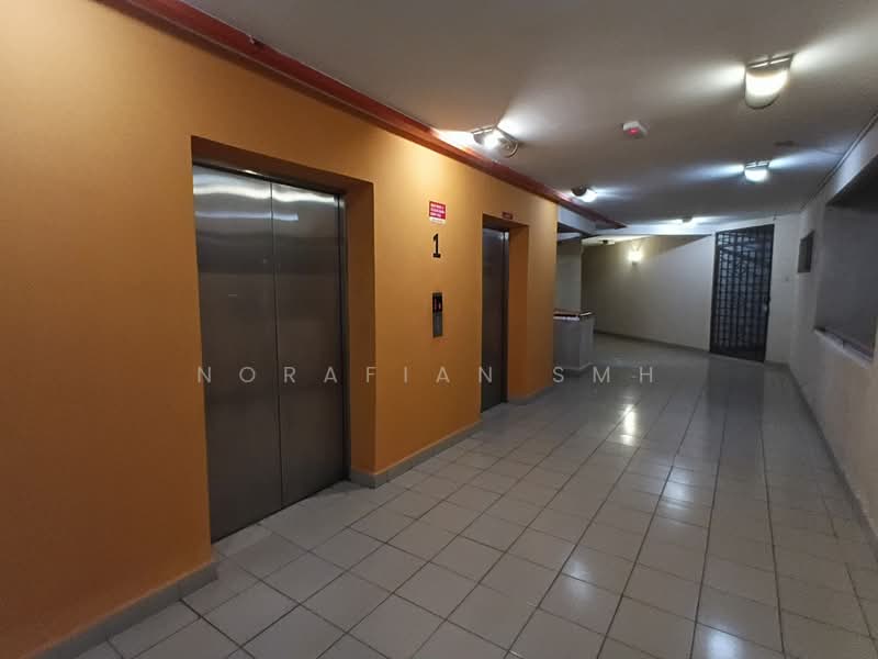 Kondominium untuk Dijual di Palm Spring @ Damansara - Norafian SMH - Corridor - PropertyGuru.com.my
