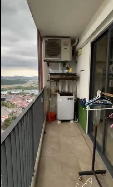 Kediaman Servis untuk Disewa di Emporis - Abby Woo - Balcony - PropertyGuru.com.my
