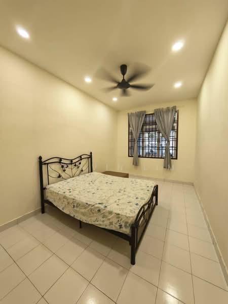 1-storey Terraced House for Sale in Taman Seri Austin (Tebrau) - Marvin Lim - Bedroom - PropertyGuru.com.my