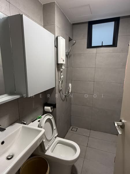Service Residence for Sale at Vivo Executive Apartment - Sherrin Ooi - Bathroom - PropertyGuru.com.my