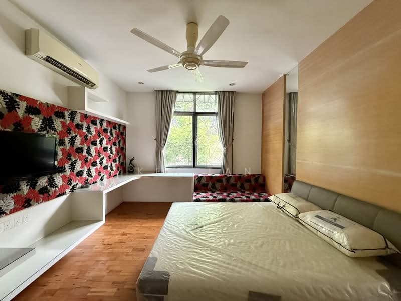 Bungalow House untuk Dijual di Country Heights Damansara (Kuala Lumpur) - Ken TCK - Bedroom - PropertyGuru.com.my