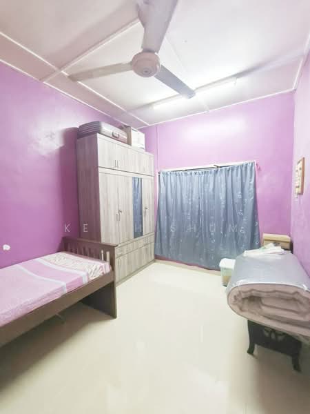 Rumah Teres 1-Tingkat untuk Dijual di Ulu Tiram (Johor) - Keith Shum - Bedroom - PropertyGuru.com.my