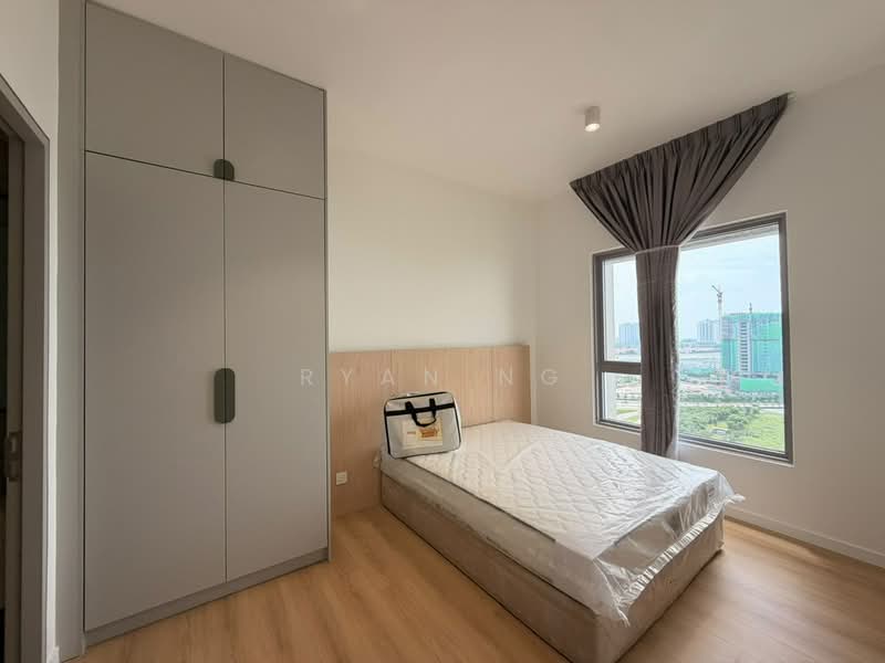 Service Residence for Sale at The Meg Serviced Residence - Ryan Ng - Bedroom - PropertyGuru.com.my