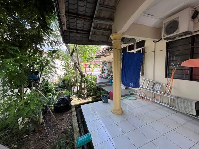 Rumah Teres 1-Tingkat untuk Dijual di Taman Rinting (Masai) - Terry Tan - Exterior - PropertyGuru.com.my