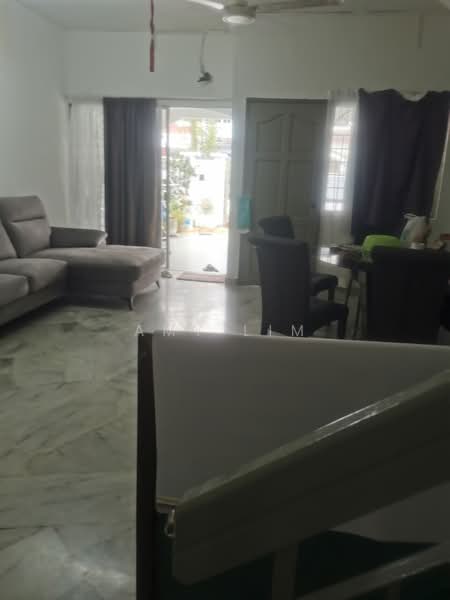 2-storey Terraced House for Sale in BANDAR PUCHONG JAYA (Puchong) - Amy Lim - Living Room - PropertyGuru.com.my