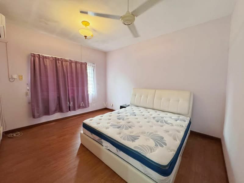 2-storey Terraced House for Sale in Taman Mount Austin (Tebrau) - Marvin Lim - Bedroom - PropertyGuru.com.my