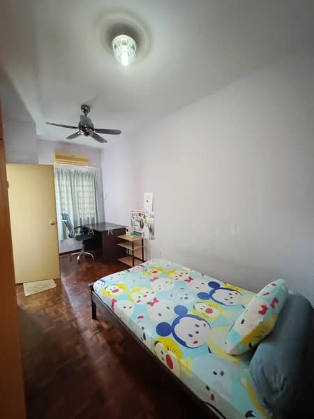 2-storey Terraced House for Sale in Taman Mount Austin (Tebrau) - Marvin Lim - Bedroom - PropertyGuru.com.my