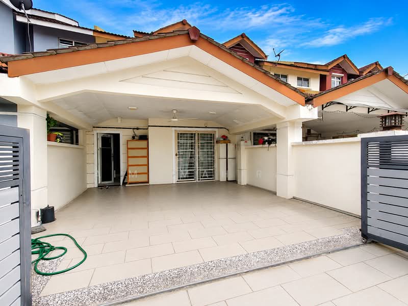 2.5-storey Terraced House for Sale in Taman Puncak Saujana (Kajang) - Aimi Mahirah - Exterior - PropertyGuru.com.my
