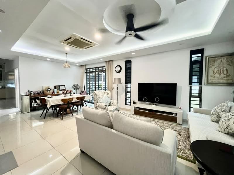 2-storey Terraced House for Sale in Bandar Dato Onn (Tebrau) - Glenn Woo - Living Room - PropertyGuru.com.my