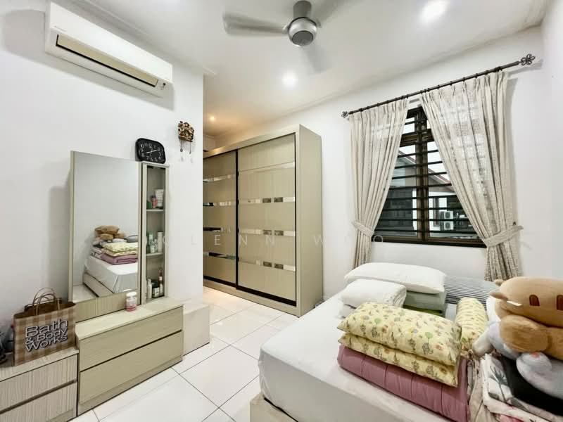 2-storey Terraced House for Sale in Bandar Dato Onn (Tebrau) - Glenn Woo - Bedroom - PropertyGuru.com.my
