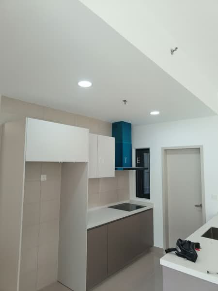Kediaman Servis untuk Disewa di Residensi Ava @ Kiara Bay - Ryan Tee - Kitchen - PropertyGuru.com.my