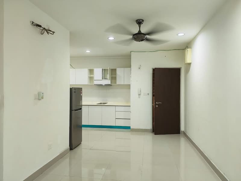 Service Residence for Rent at Hedgeford 10 Residences - PeiGee . - Kitchen - PropertyGuru.com.my