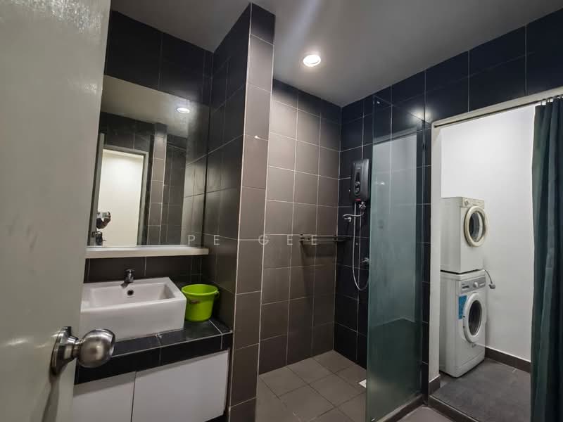 Service Residence for Rent at Hedgeford 10 Residences - PeiGee . - Bathroom - PropertyGuru.com.my
