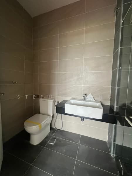 Semi-Detached House for Sale in Taman Sutera Utama (Skudai) - Steph Choong - Bathroom - PropertyGuru.com.my