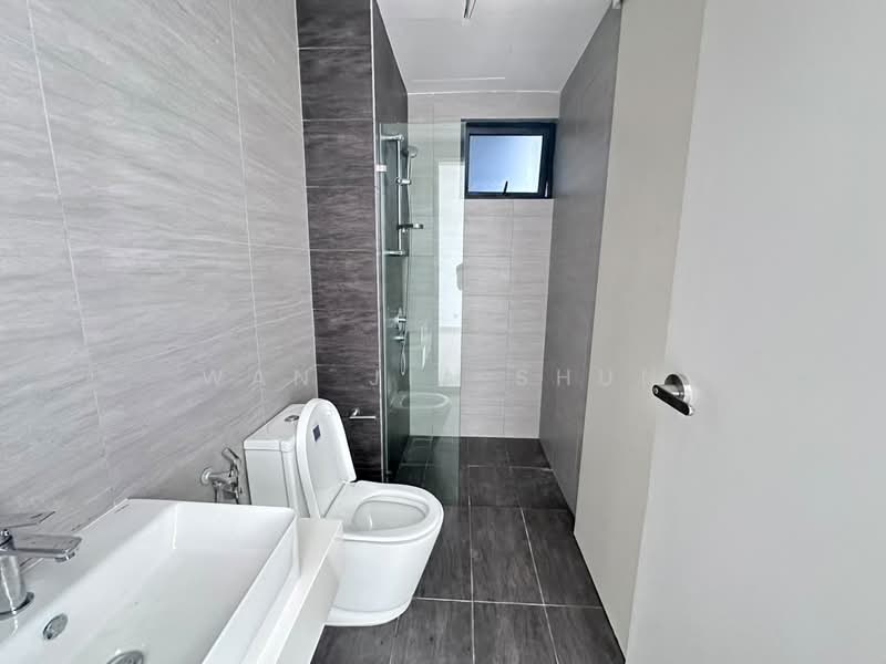 Service Residence for Sale at Trion 2 @ KL - Wan Jia Shun - Bathroom - PropertyGuru.com.my