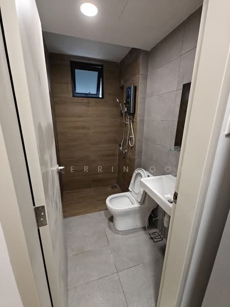 Service Residence for Sale at Vivo Executive Apartment - Sherrin Ooi - Bathroom - PropertyGuru.com.my
