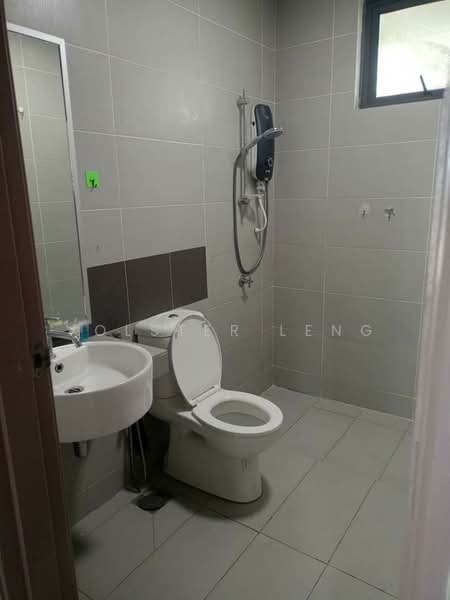 Kediaman Servis untuk Disewa di Amerin Residence - Volster Leng - Bathroom - PropertyGuru.com.my