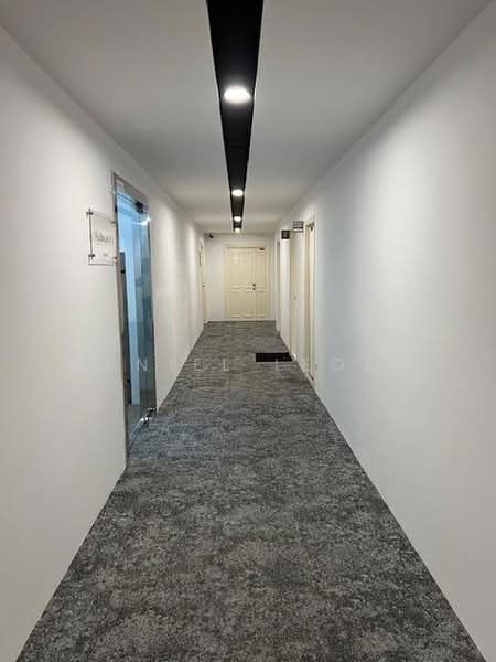 Pejabat untuk Dijual di Damansara Heights (Kuala Lumpur) - Daniel Leong - Corridor - PropertyGuru.com.my