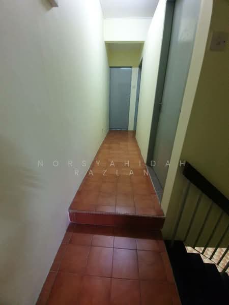 Terraced House for Rent in Taman Melaka Jaya (Batu Berendam) - Norsyahidah Razlan - Corridor - PropertyGuru.com.my