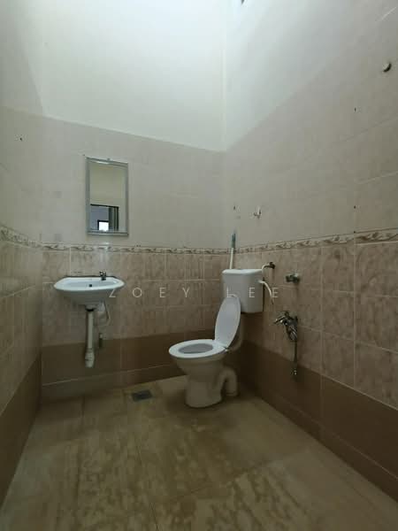 1-storey Terraced House for Sale in Mutiara Rini (Skudai) - Zoey Lee - Bathroom - PropertyGuru.com.my