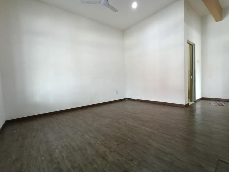 1-storey Terraced House for Sale in Mutiara Rini (Skudai) - Zoey Lee - PropertyGuru.com.my
