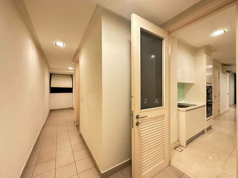 Kondominium untuk Dijual di 6 CapSquare - Izzaza Izzati - Kitchen - PropertyGuru.com.my