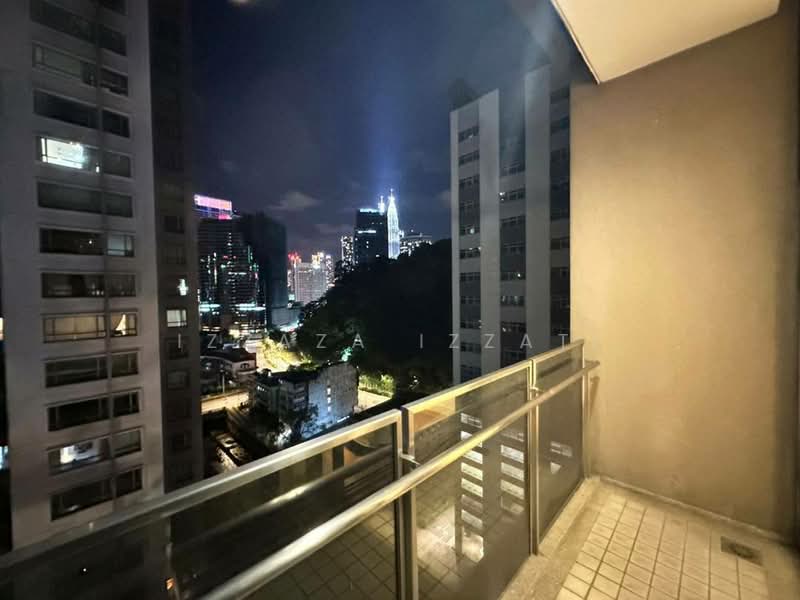 Kondominium untuk Dijual di 6 CapSquare - Izzaza Izzati - Balcony - PropertyGuru.com.my