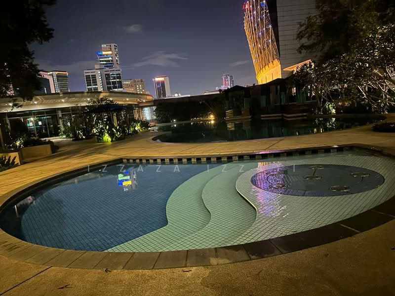 Kondominium untuk Dijual di 6 CapSquare - Izzaza Izzati - Exterior - PropertyGuru.com.my